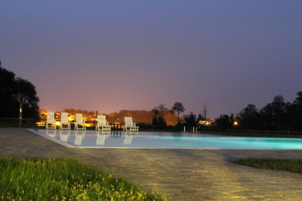 Agriturismo Creta Rossa Torre di Ruggiero エクステリア 写真